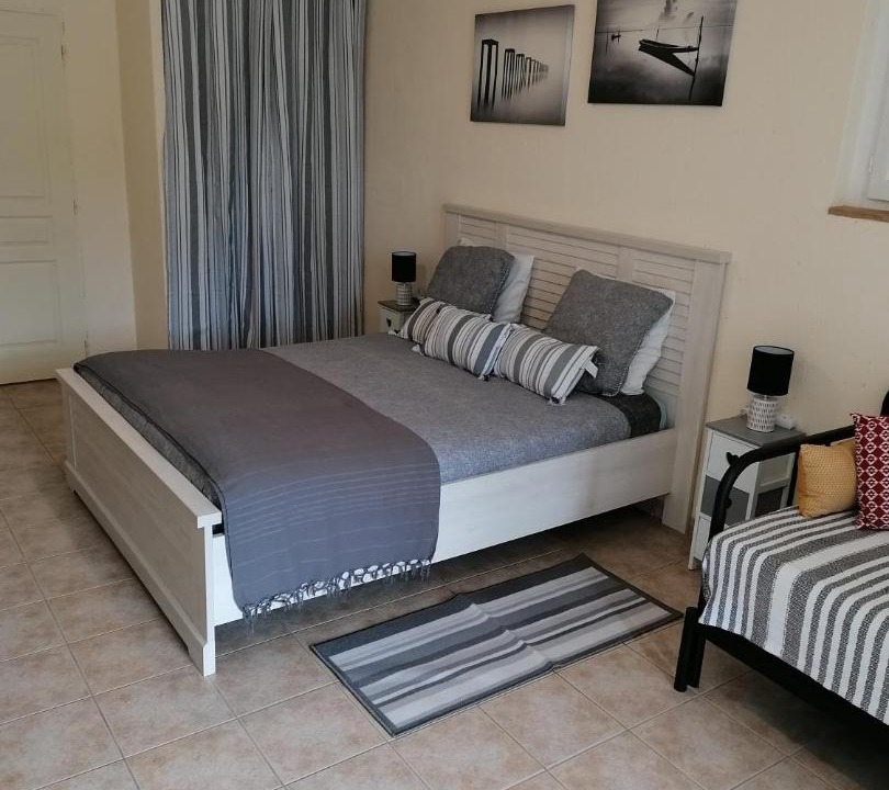 Photo of Others in Saint-Medard-de-Mussidan