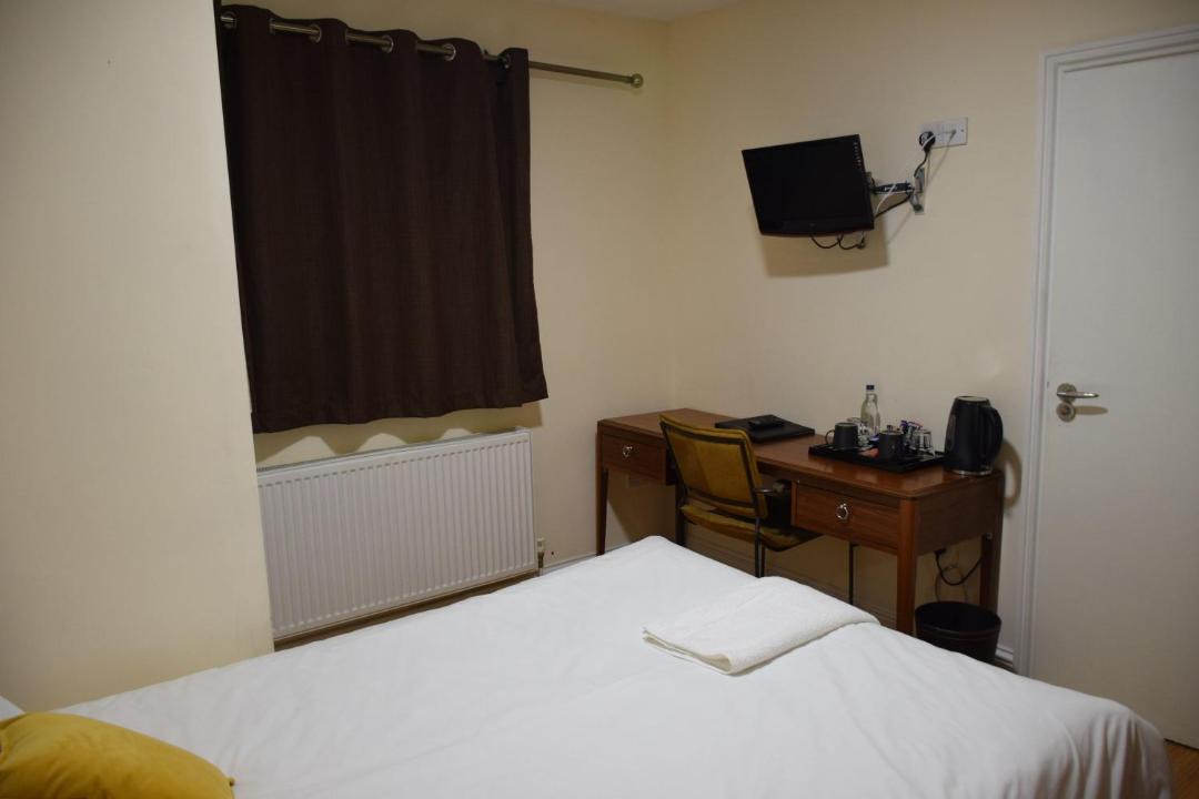 Photo of Bedroom in Knowl Hill