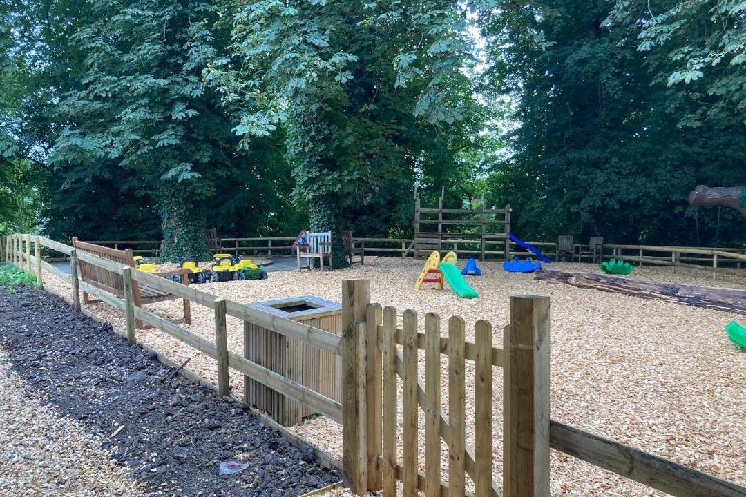 Photo of Others in Lullington