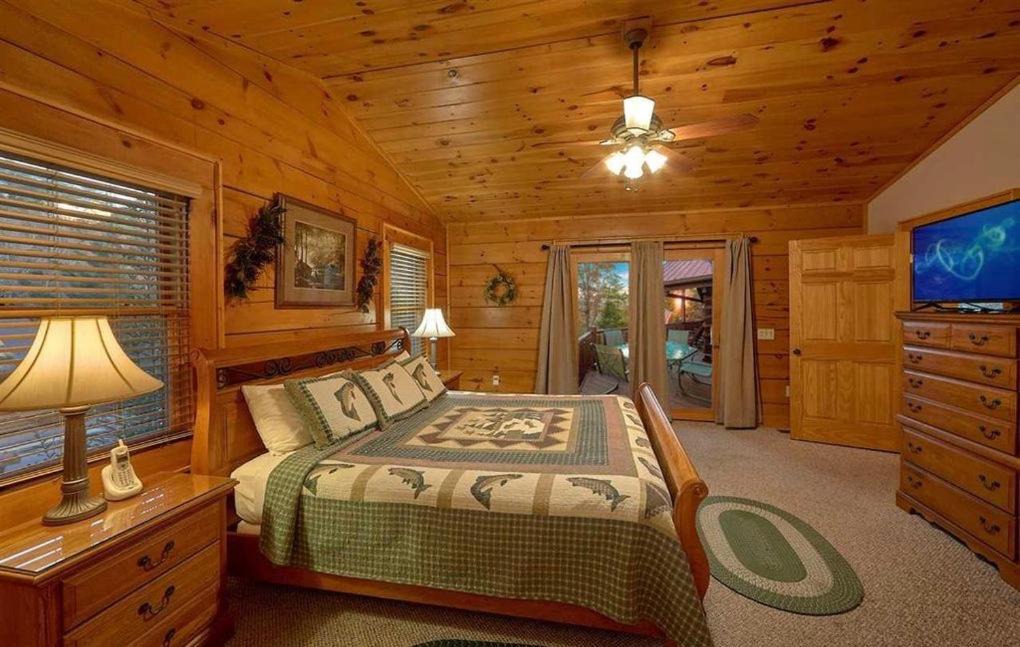 Photo of Bedroom in Sevierville