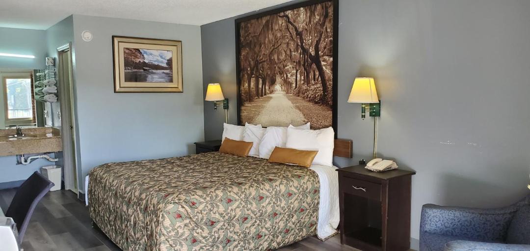 Photo of Bedroom in Estill