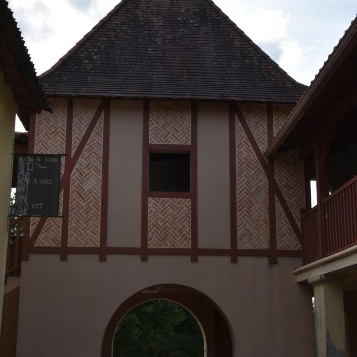 Photo of Buildings in Monflanquin
