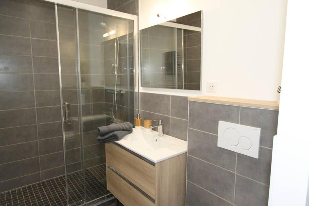 Photo of Bathroom in Romilly-sur-Seine