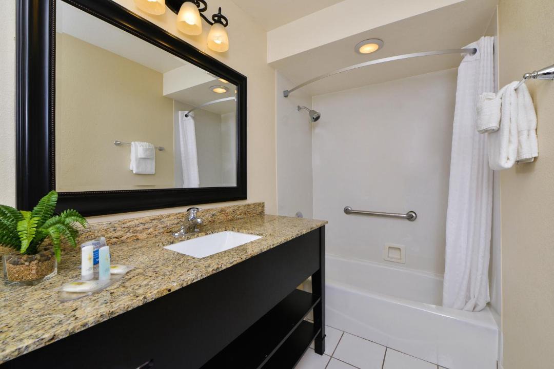 Photo of Bathroom in North Fremont Street