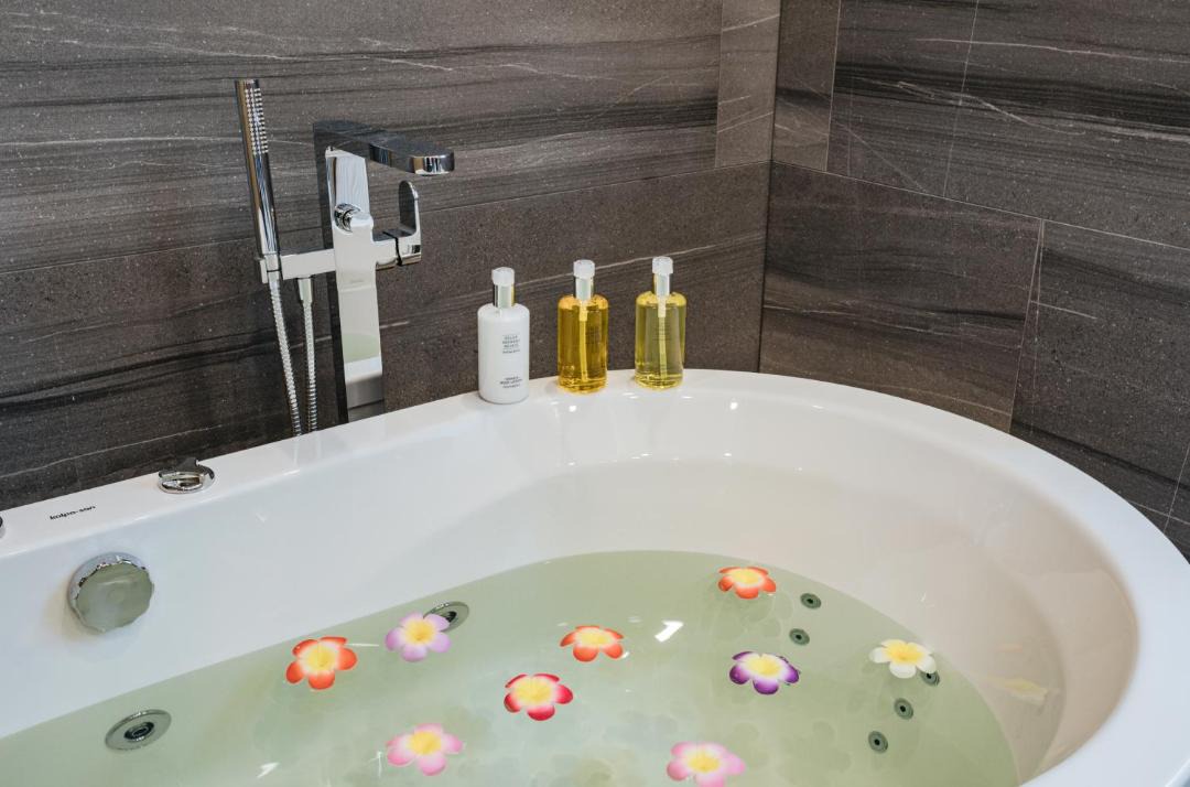 Photo of Bathroom in Kurortny District