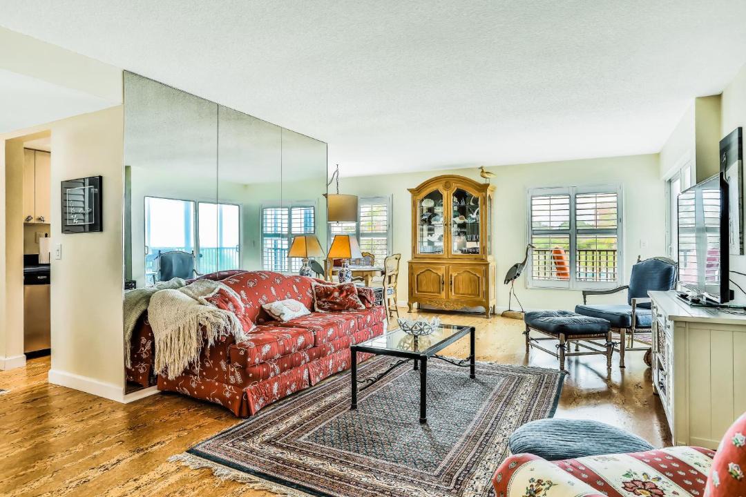 Photo of Livingroom in Longboat Key