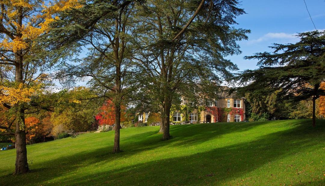 Photo of Others in Middle Aston