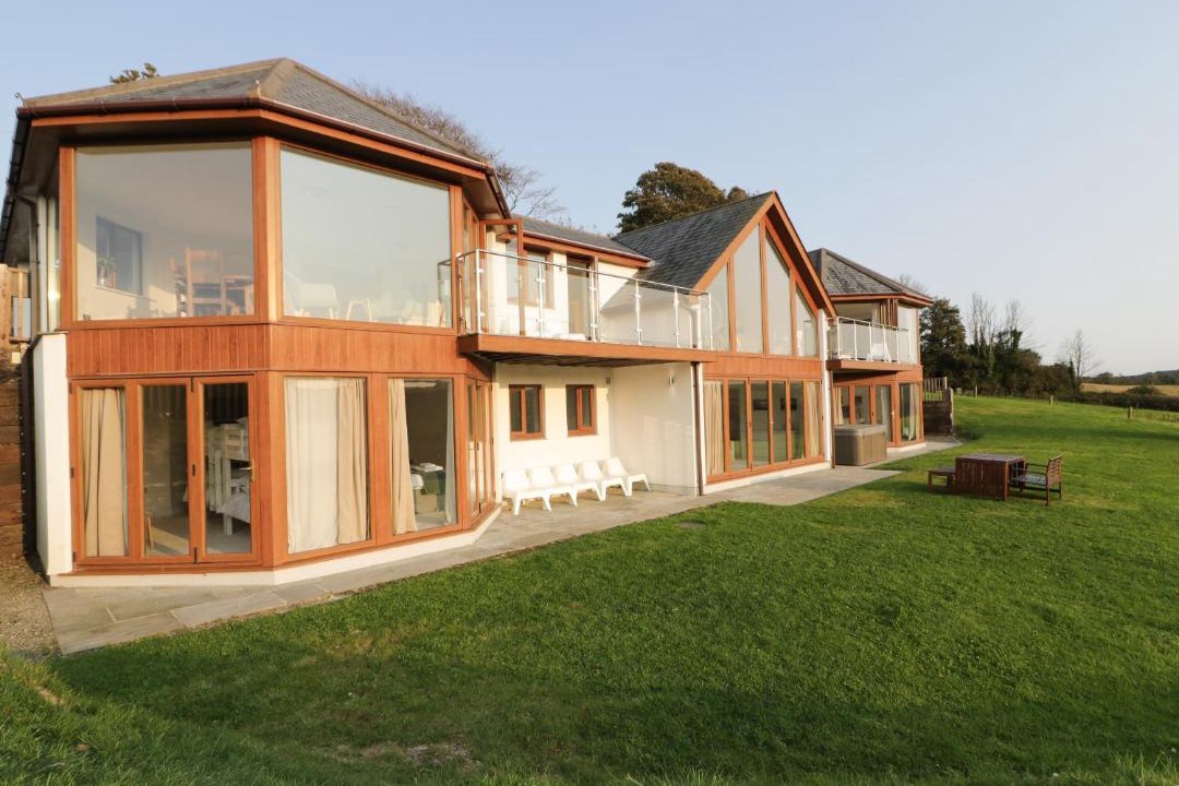 Photo of Buildings in Lostwithiel