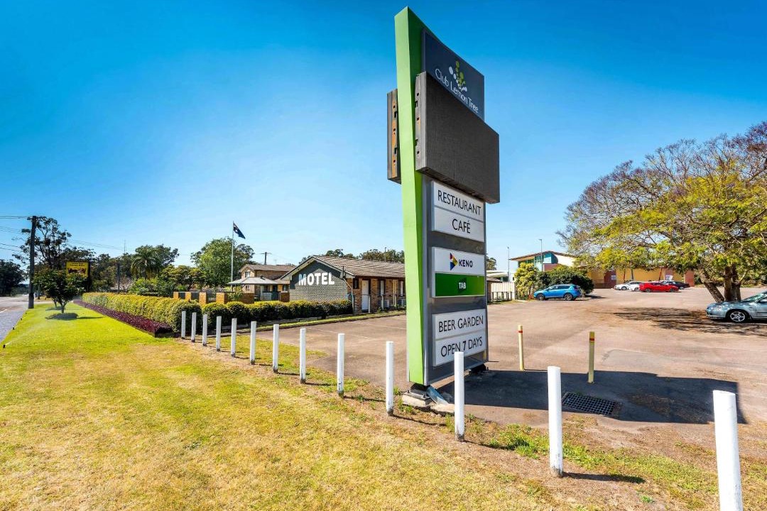 Photo of Others in Lemon Tree Passage