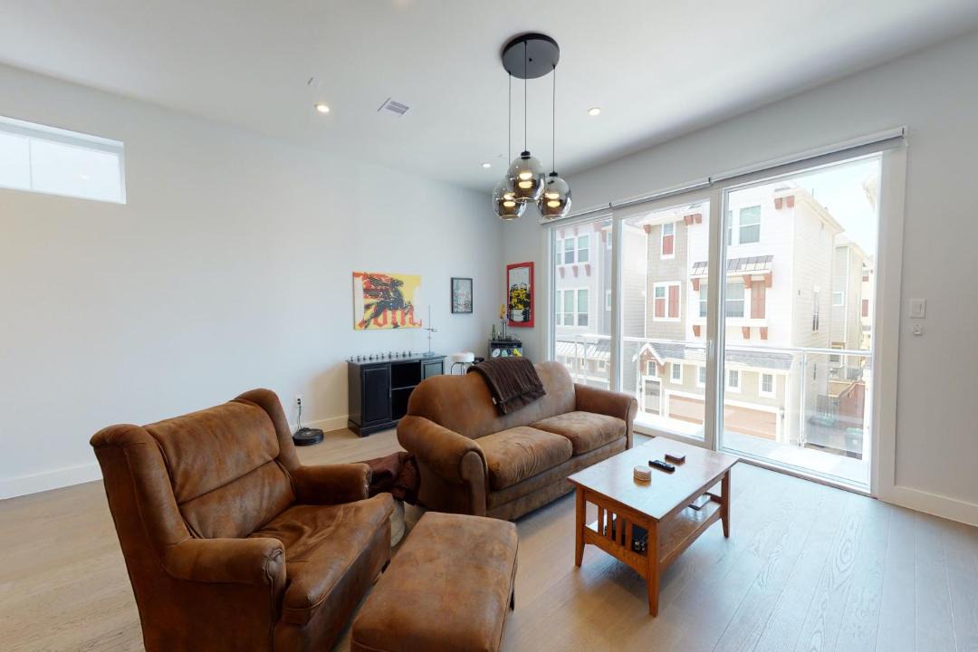Photo of Livingroom in Shady Acres