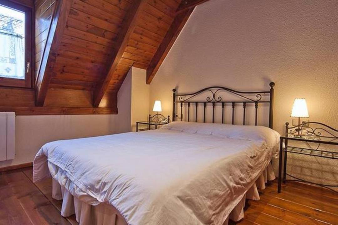 Photo of Bedroom in Salardu