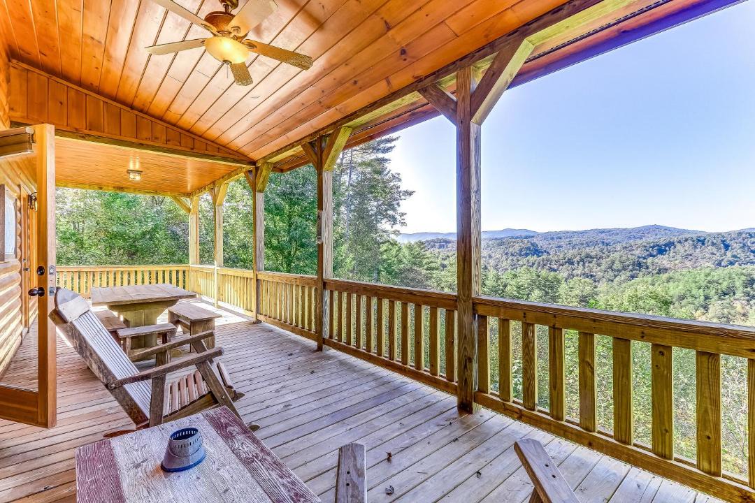 Photo of Patio Balcony in Cherry Log