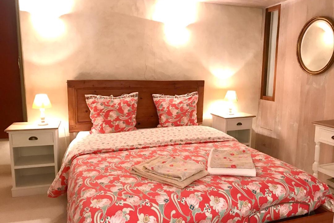 Photo of Bedroom in Republique