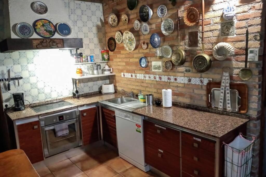 Photo of Kitchen in Egues