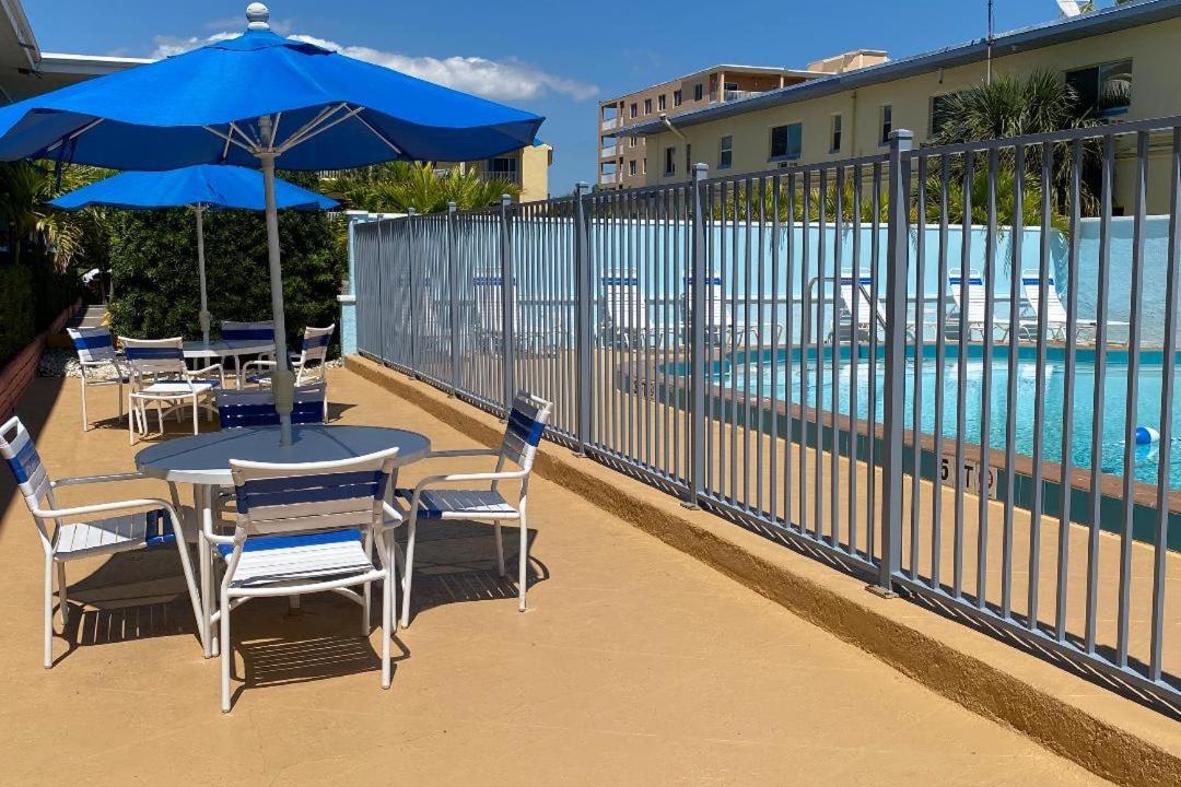 Photo of Patio Balcony in Treasure Island