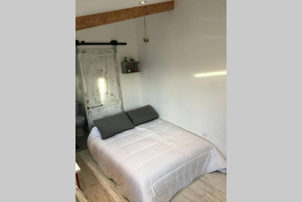 Photo of Others in Marquise