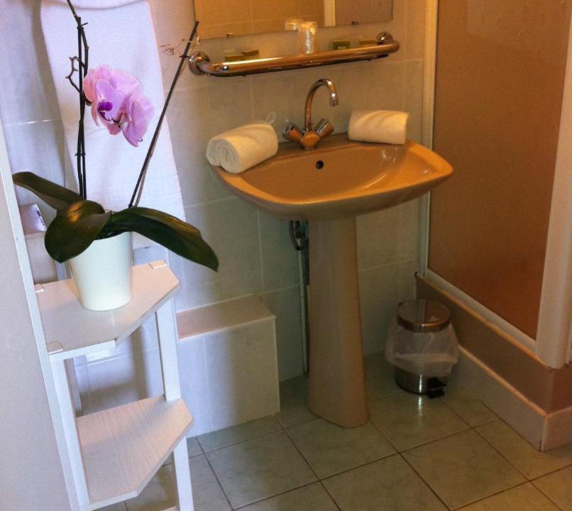 Photo of Bathroom in Gien