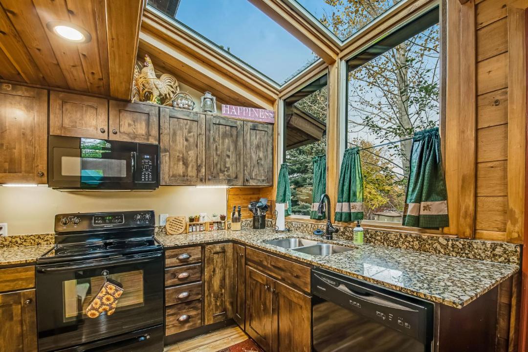 Photo of Kitchen in Harbor Village