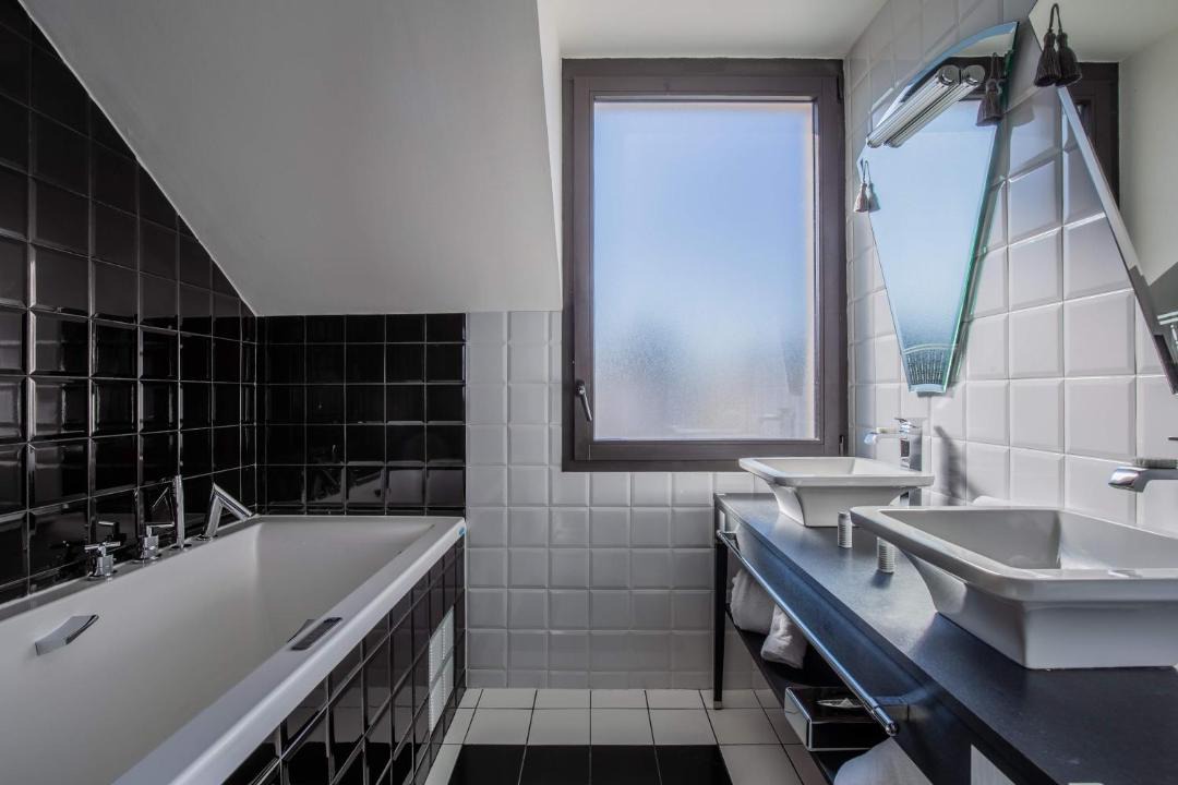 Photo of Bathroom in Chartres