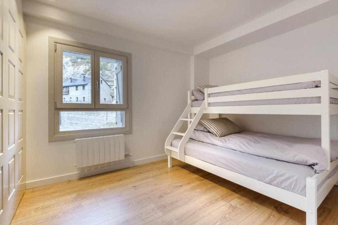 Photo of Bedroom in Panticosa
