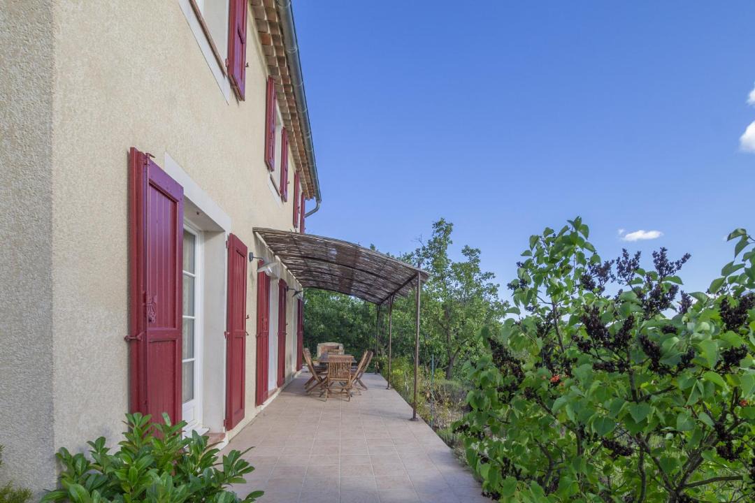 Photo of Buildings in La Verdiere