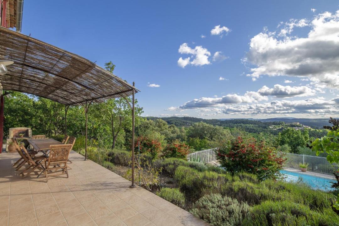 Photo of Patio Balcony in La Verdiere