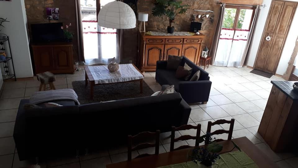 Photo of Livingroom in Saint-Pierre-des-Champs