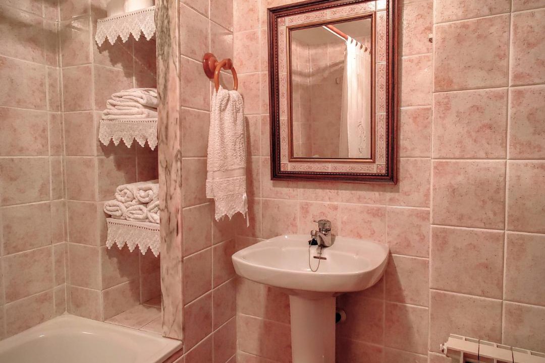 Photo of Bathroom in Rubielos de Mora