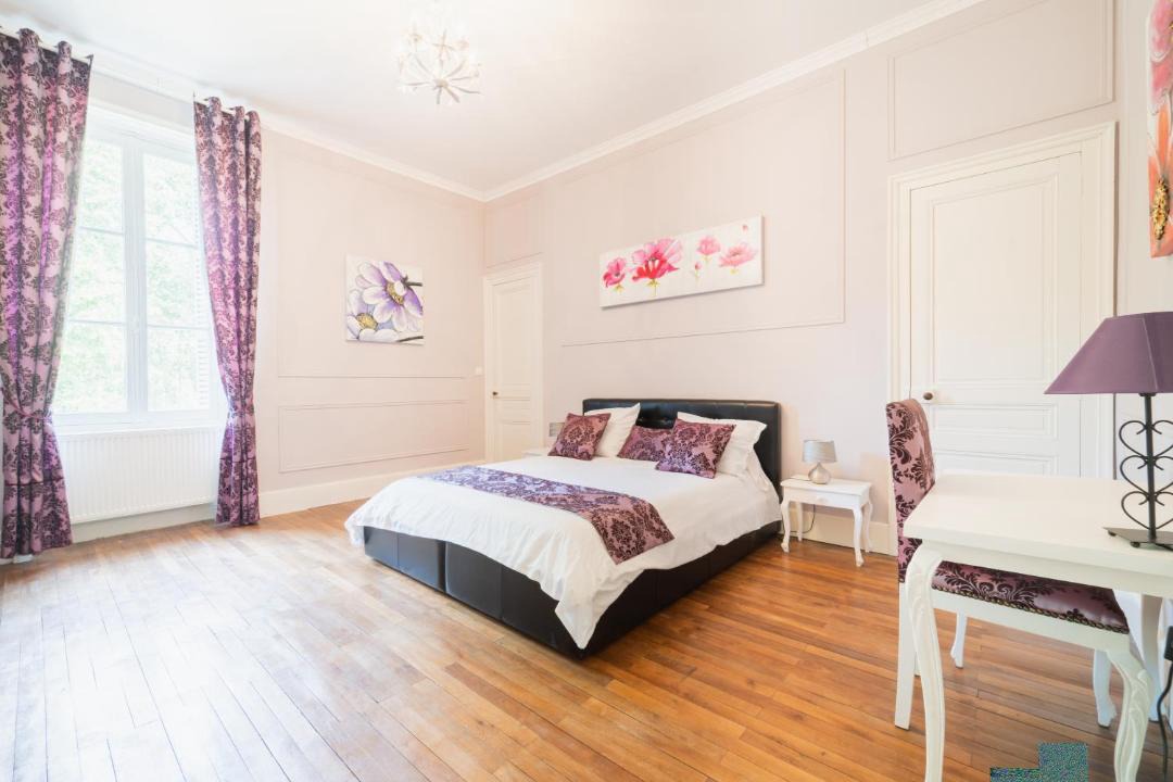 Photo of Bedroom in Vendeuvre-du-Poitou