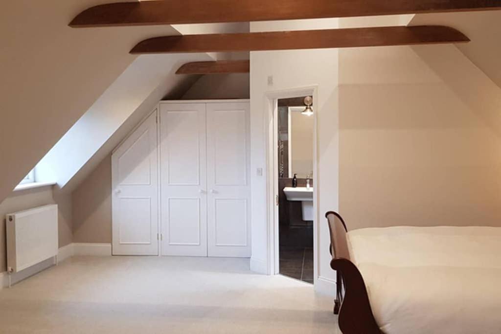 Photo of Others in Wickham