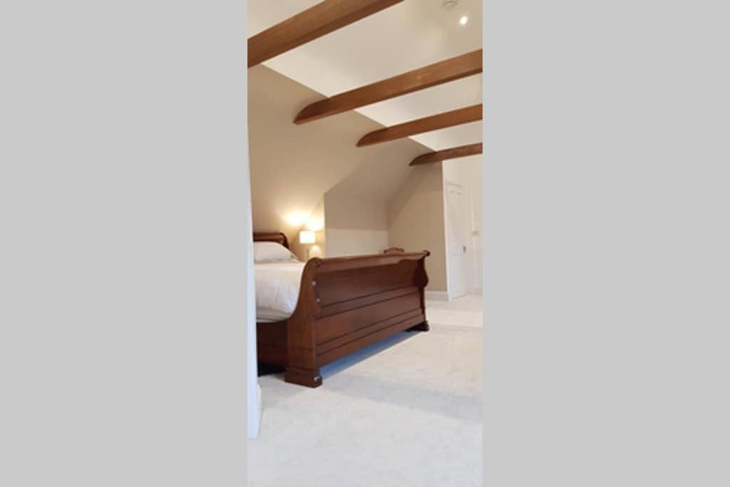 Photo of Others in Wickham