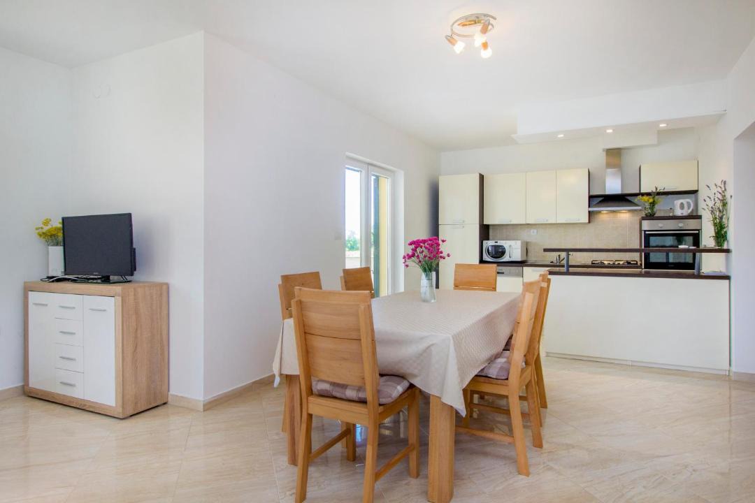 Photo of Livingroom in Bristane