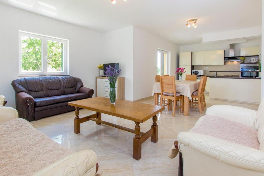 Photo of Livingroom in Bristane