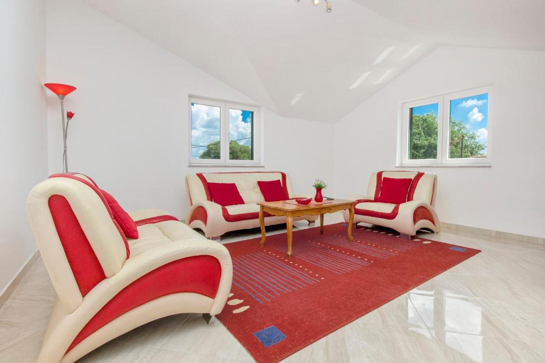 Photo of Livingroom in Bristane