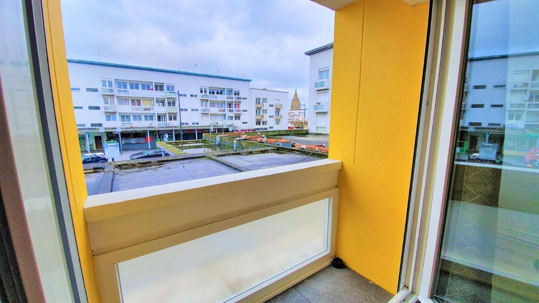 Photo of Patio Balcony in Calais City Center