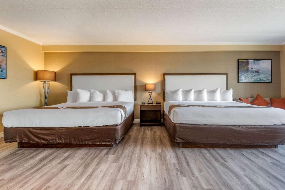 Photo of Bedroom in Fallsview