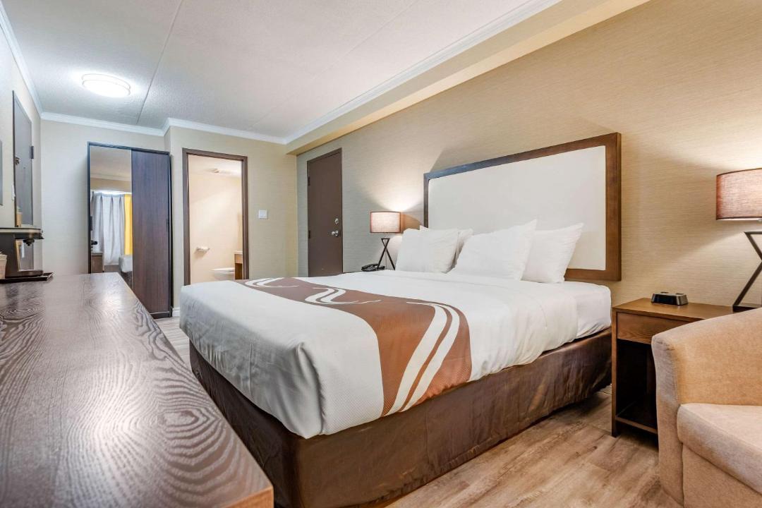 Photo of Bedroom in Fallsview