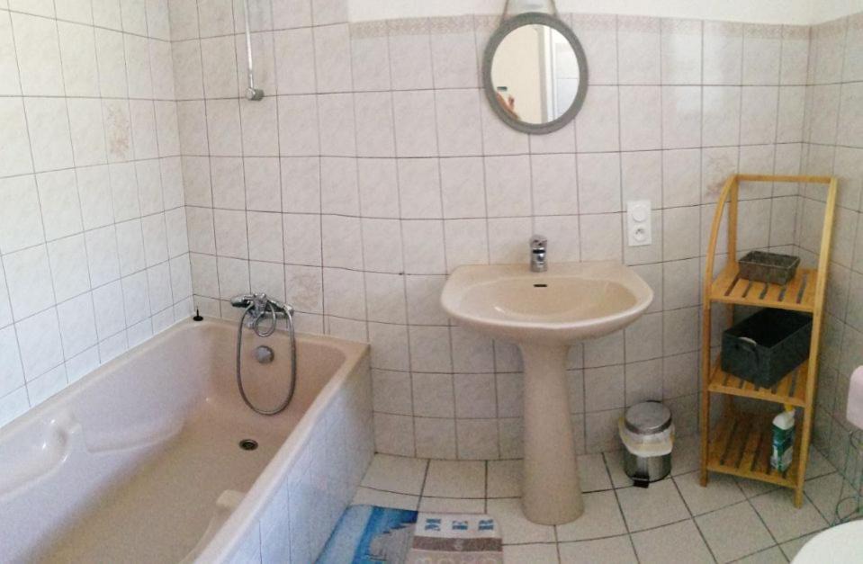 Photo of Bathroom in Saint-Laurent-sur-Oust