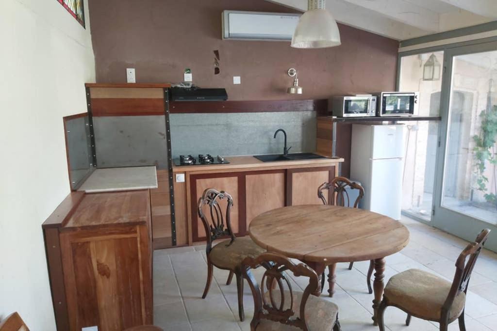 Photo of Kitchen in Moux