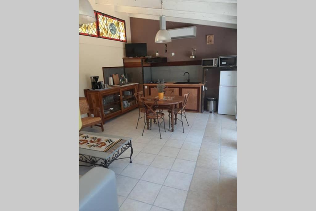 Photo of Kitchen in Moux