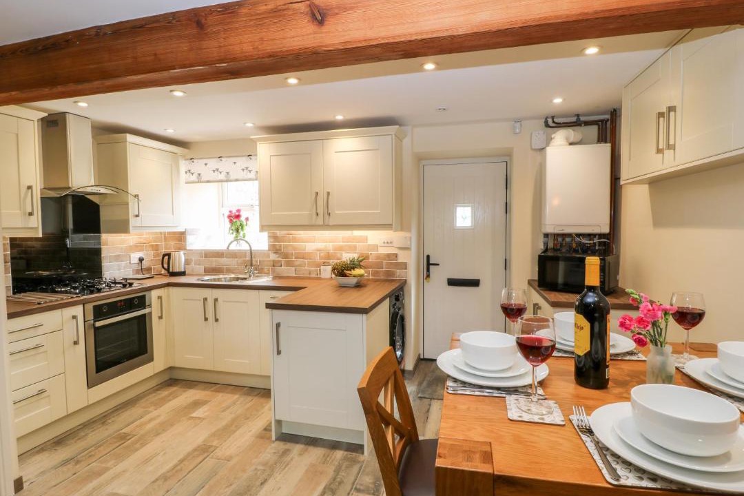 Photo of Others in Lumbutts