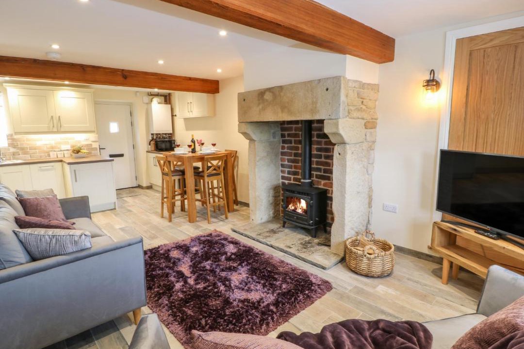 Photo of Others in Lumbutts