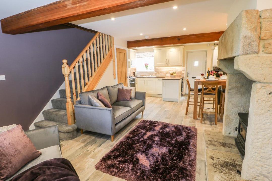 Photo of Others in Lumbutts