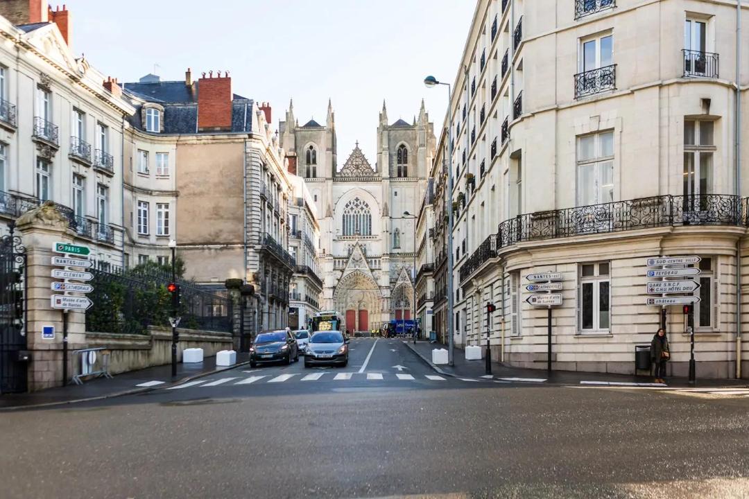 Photo of Buildings in Saint-Donatien