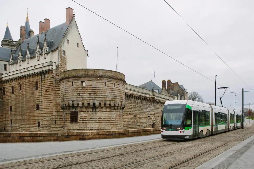 Photo of Buildings in Saint-Donatien