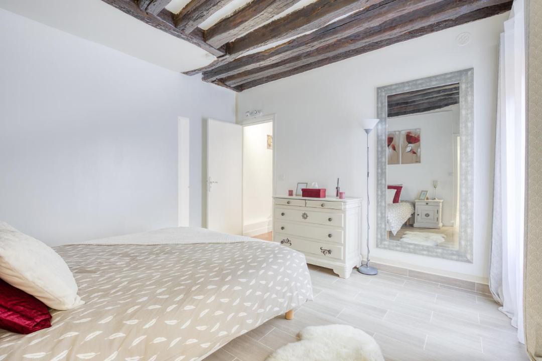 Photo of Bedroom in Notre-Dame