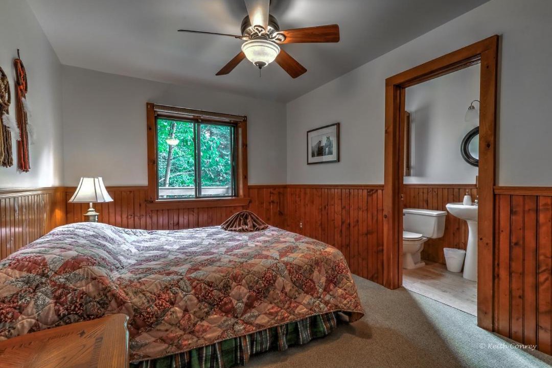 Photo of Others in Canadensis