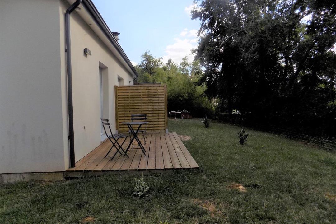 Photo of Others in Raveau