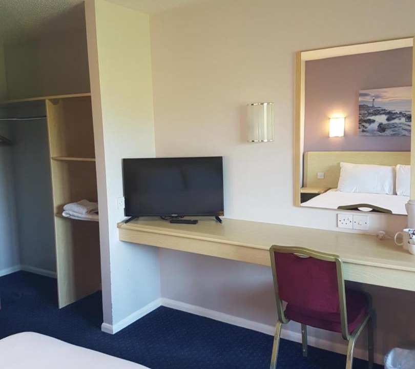 Photo of Bedroom in Battlesden