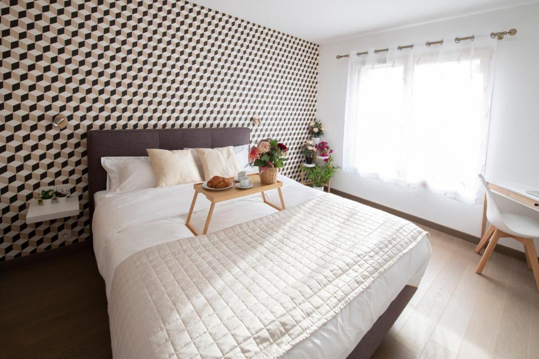 Photo of Bedroom in Divonne-les-Bains